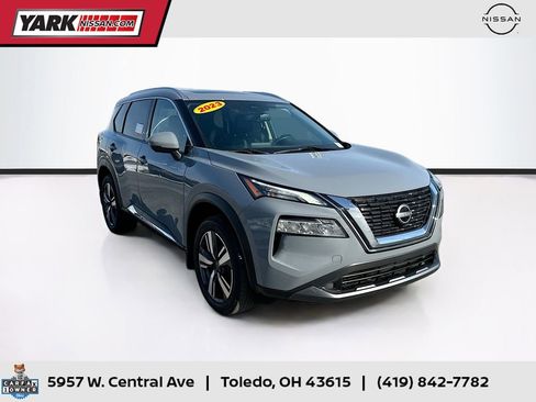 Used 2023 Nissan Rogue SL AWD/4WD image 1