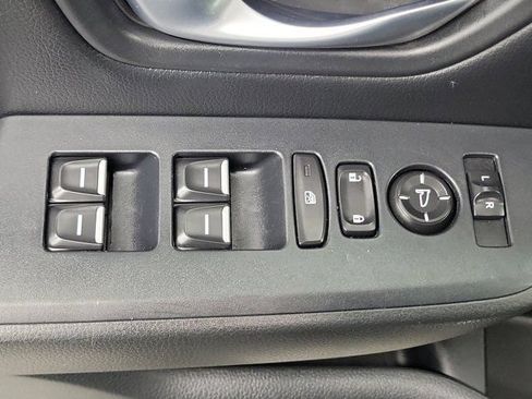 Certified 2025 Honda Pilot EX-L image 18