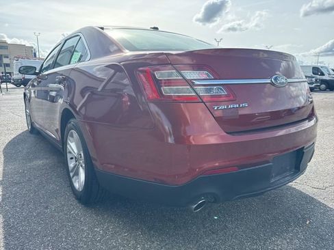 Used 2014 Ford Taurus SEL image 6