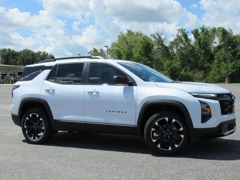 New 2026 Chevrolet Equinox RS image 2