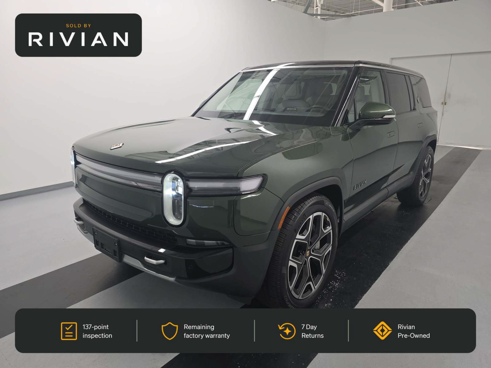 Used 2025 Rivian R1S Adventure Dual AWD/4WD image 1