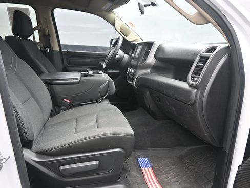 Used 2019 RAM 1500 Tradesman w/ SXT Appearance Group AWD/4WD image 11