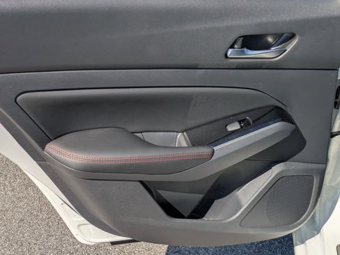 New 2025 Nissan Altima 2.5 SR image 22