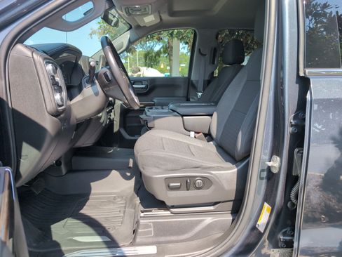 Used 2021 GMC Sierra 1500 SLE w/ Preferred Package AWD/4WD image 16
