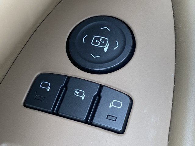 Used 2019 Cadillac Escalade Platinum AWD/4WD image 20