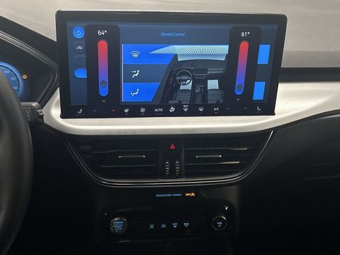 Used 2025 Ford Escape Platinum image 49