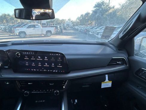 New 2026 Chevrolet Suburban Premier w/ Sun And Tow Package RWD image 17