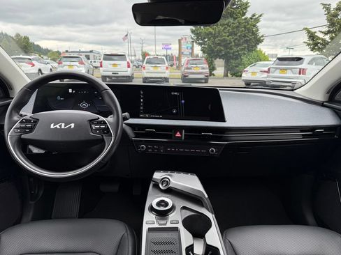 Certified 2022 Kia EV6 Wind w/ Wind Technology Package AWD/4WD image 19
