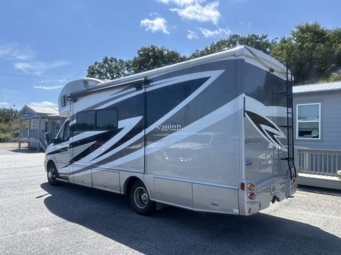 Used 2015 Mercedes-Benz Sprinter 3500 image 6