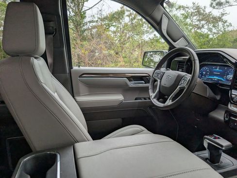 Used 2023 Chevrolet Silverado 1500 RST w/ Convenience Package II image 15