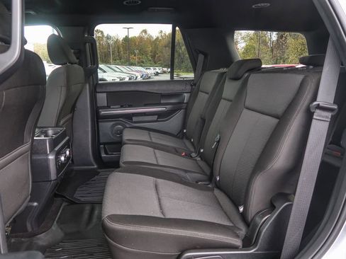Used 2021 Ford Expedition XLT image 23