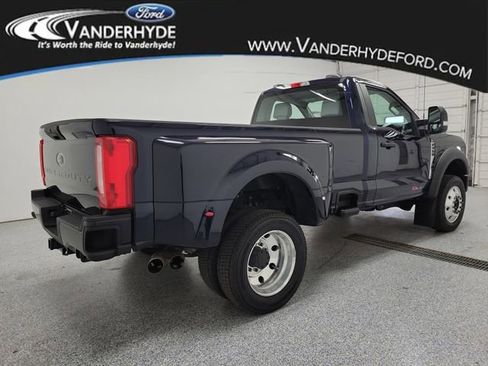Used 2023 Ford F450 XL image 3