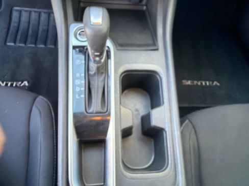 Used 2024 Nissan Sentra SV FWD image 20