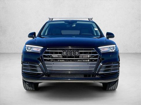 Used 2020 Audi Q5 e Premium w/ Convenience Package AWD/4WD image 3