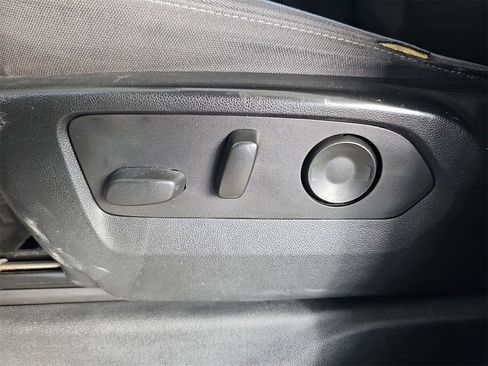 Used 2022 Chevrolet Silverado 1500 LT Trail Boss image 29