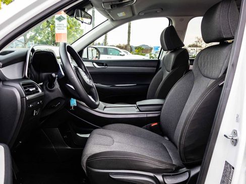 Used 2021 Hyundai Palisade SE w/ Winter Package image 15