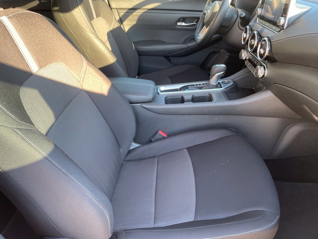 Used 2024 Nissan Sentra SV FWD image 25