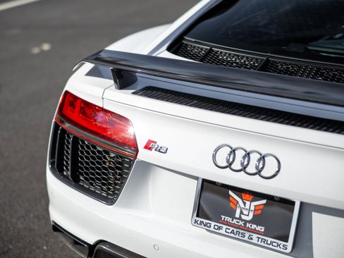 Used 2018 Audi R8 V10 plus image 29