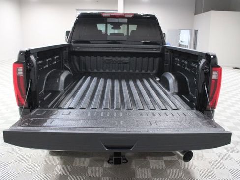 New 2026 GMC Sierra 2500 SLT w/ SLT Premium Package image 14