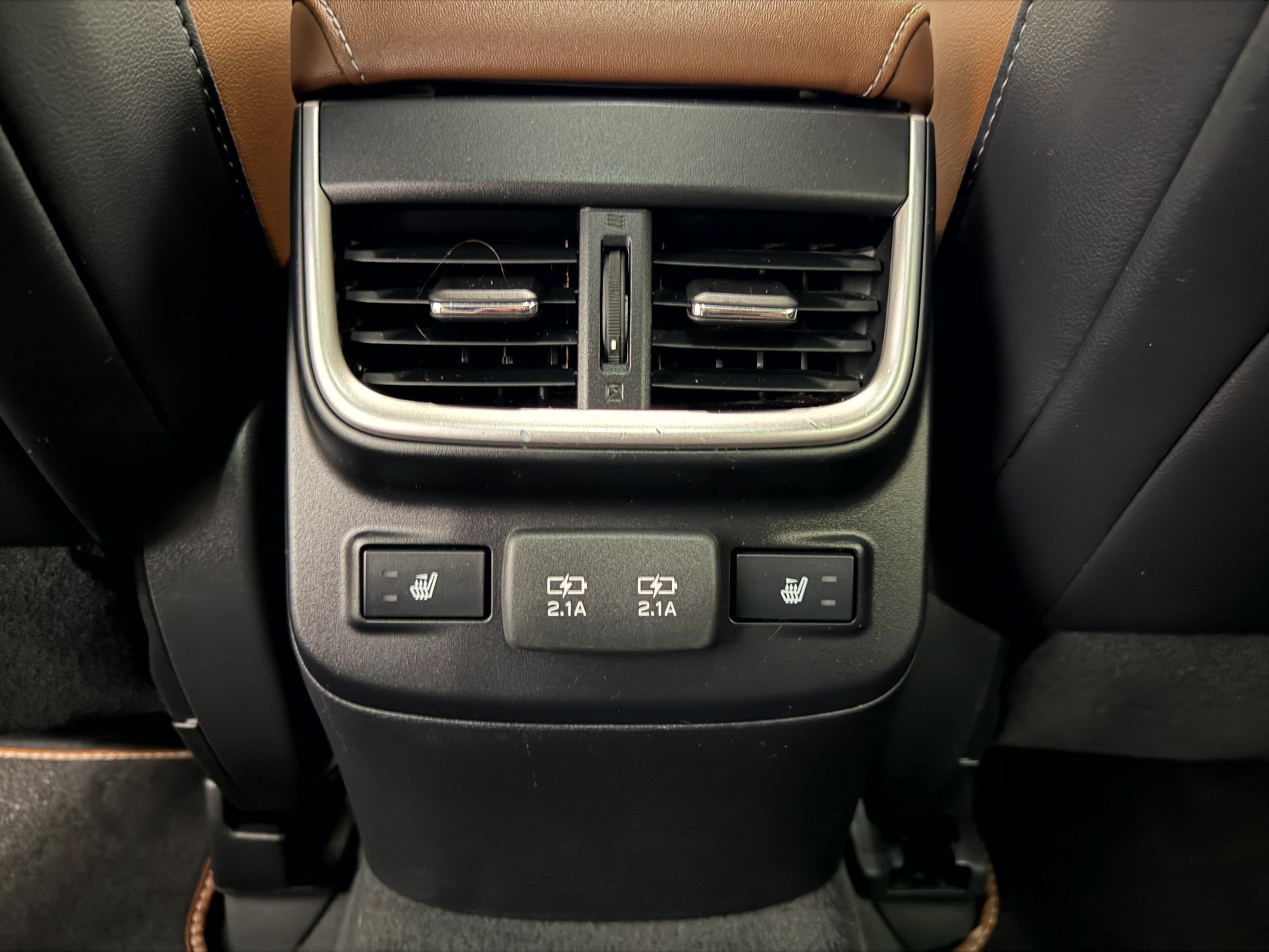 Used 2020 Subaru Outback Touring XT AWD/4WD image 26
