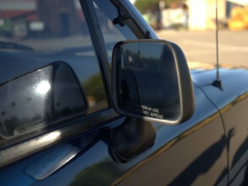 Used 1994 Toyota Pickup DX image 40