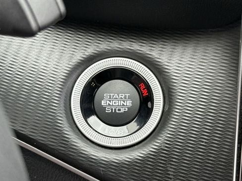 Used 2023 Jeep Grand Cherokee L Laredo image 21