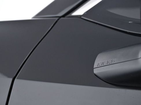 Certified 2025 Nissan Kicks SR AWD/4WD image 12