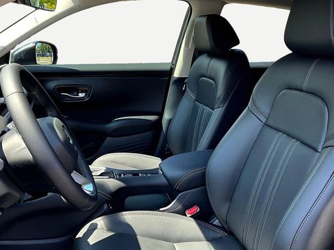 New 2026 Honda HR-V EX-L image 17