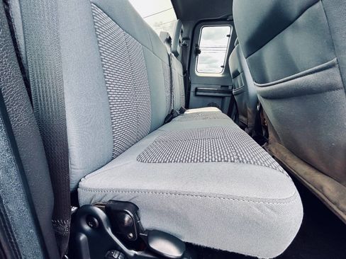 Used 2014 Ford F250 XLT w/ XLT Interior Package image 35