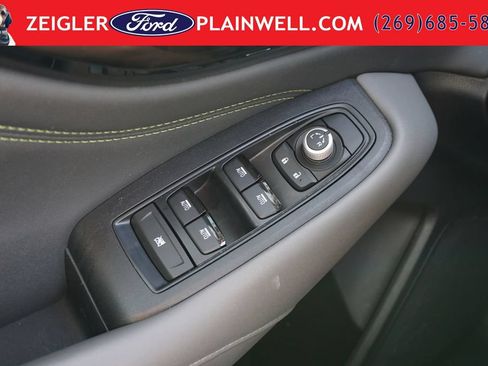 Used 2025 Subaru Outback Onyx Edition AWD/4WD image 31
