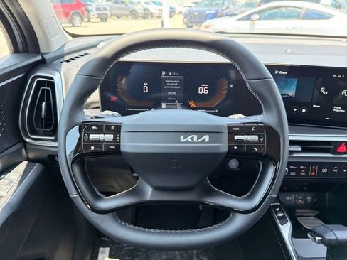New 2026 Kia Sorento S FWD image 10