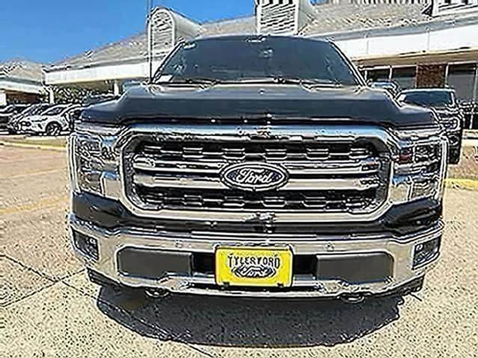 Used 2025 Ford F150 Lariat w/ Equipment Group 502A High AWD/4WD image 3