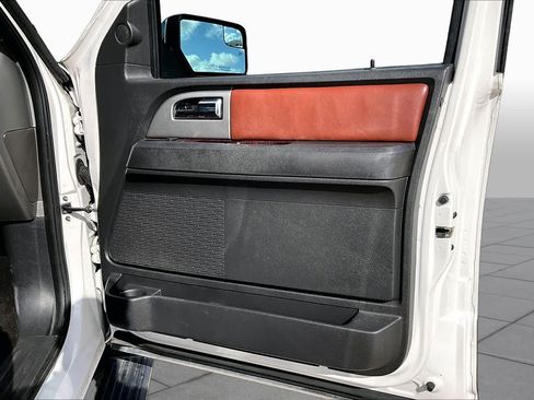 Used 2013 Ford Expedition EL King Ranch RWD image 23