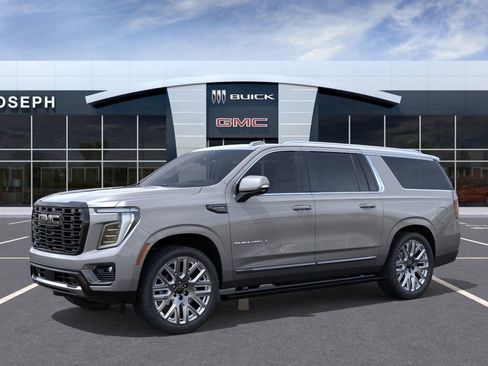 New 2026 GMC Yukon XL Denali Ultimate image 2