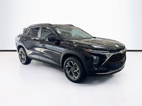 New 2026 Chevrolet Trax LT w/ Driver Confidence Package image 3