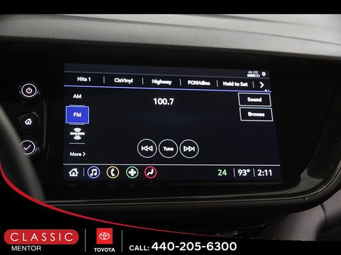 Used 2023 Buick Envision Essence FWD image 12