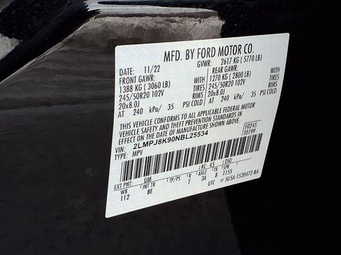 Used 2022 Lincoln Nautilus Reserve w/ Equipment Group 201A image 24