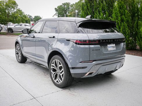 Used 2022 Land Rover Range Rover Evoque R-Dynamic S AWD/4WD image 8