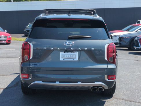 Used 2022 Hyundai Palisade Calligraphy FWD image 4