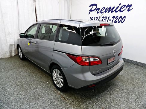 Used 2014 MAZDA MAZDA5 Sport FWD image 4