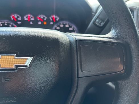 Used 2020 Chevrolet Silverado 1500 Custom w/ Custom Value Package RWD image 12