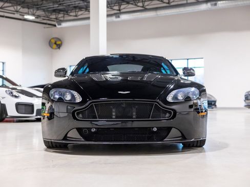 Used 2016 Aston Martin V12 Vantage S image 2
