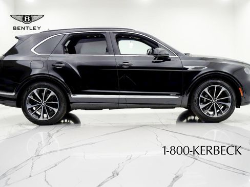 Certified 2021 Bentley Bentayga Plug-In Hybrid AWD/4WD image 9