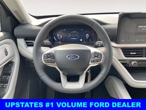 New 2025 Ford Explorer Active w/ Active Comfort Package image 12