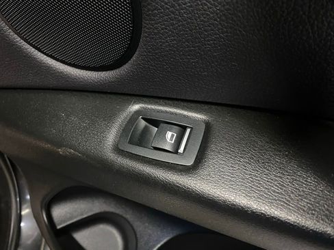 Used 2017 BMW X5 xDrive35i image 11