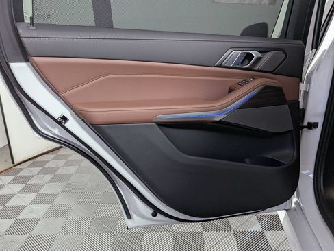 Used 2026 BMW X7 xDrive40i AWD/4WD image 52