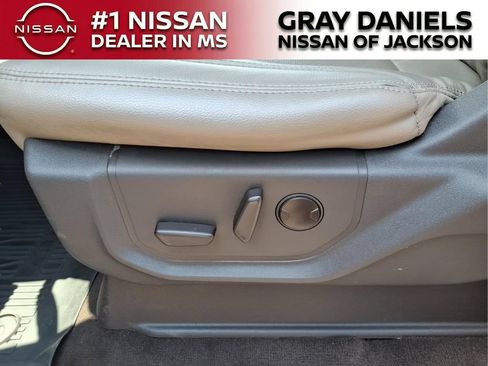 Used 2021 Ford Expedition XLT RWD image 13