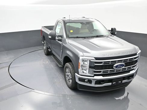 New 2025 Ford F350 XLT image 35