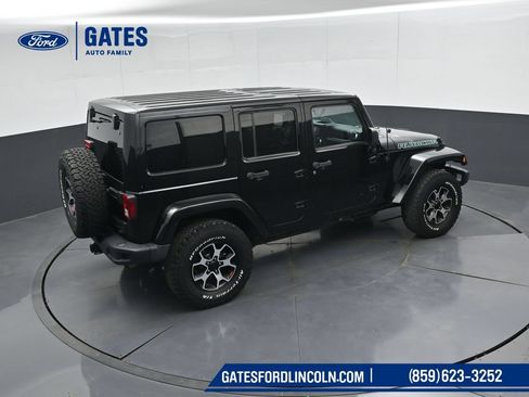 Used 2013 Jeep Wrangler Unlimited Rubicon w/ Connectivity Group AWD/4WD image 42