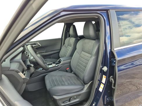 New 2026 Mitsubishi Outlander SE AWD/4WD image 16